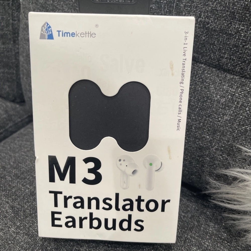 M3 TRANSLATOR EARBUDS white